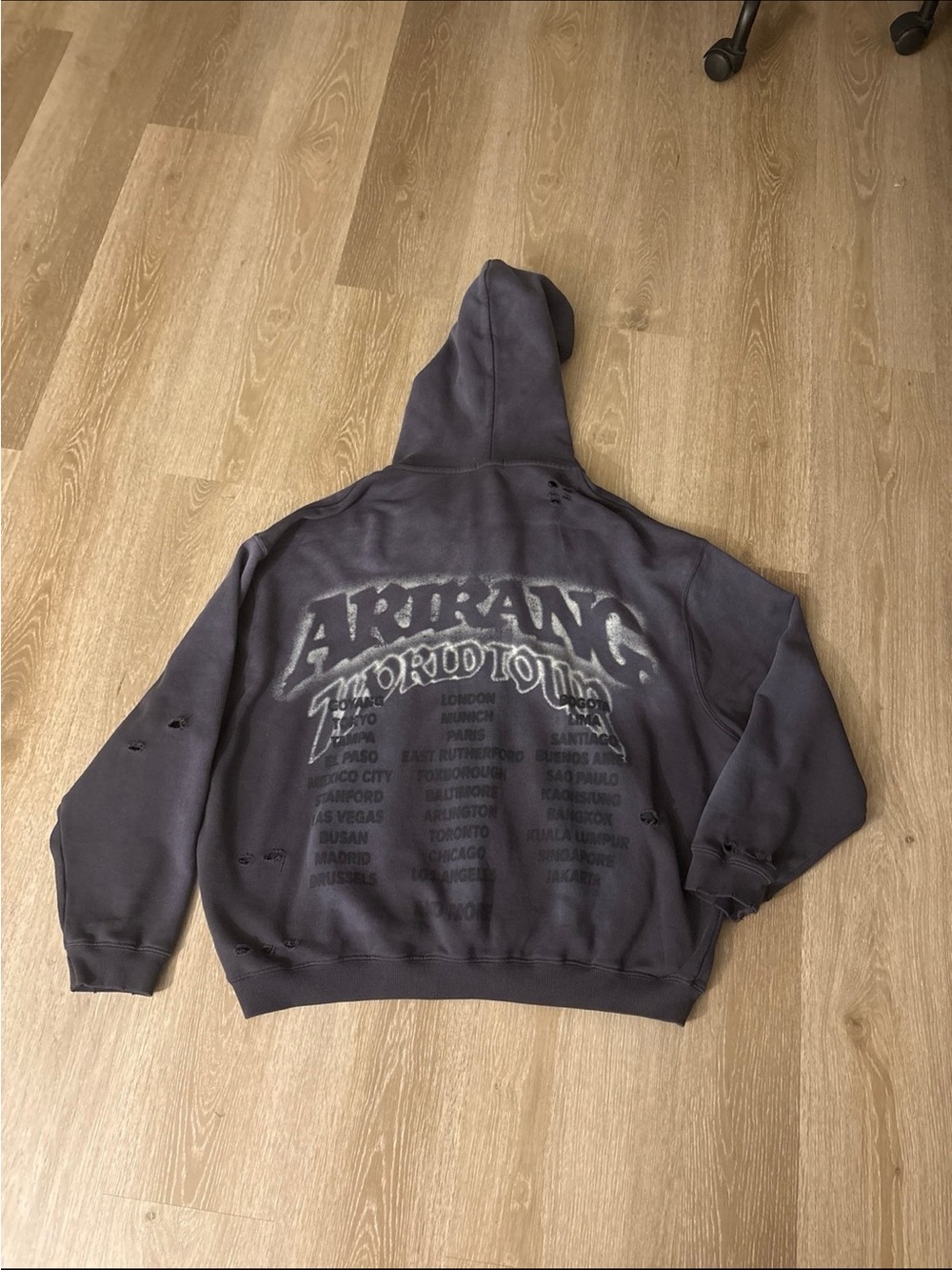 BTS Arirang World Tour Charcoal Hoodie XL